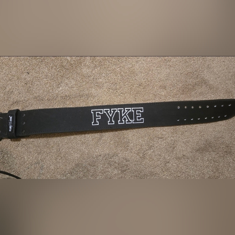 Flag nor fail lifting belt